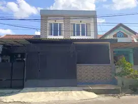 Rumah Bagus Bonus Kitchen Set Siap Huni di Taman Kopo Indah 3