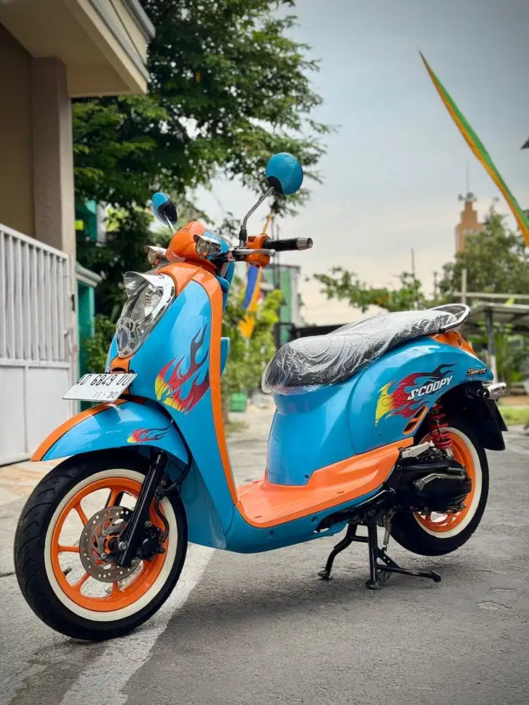 SCOOPY 1st EDITION MODIS