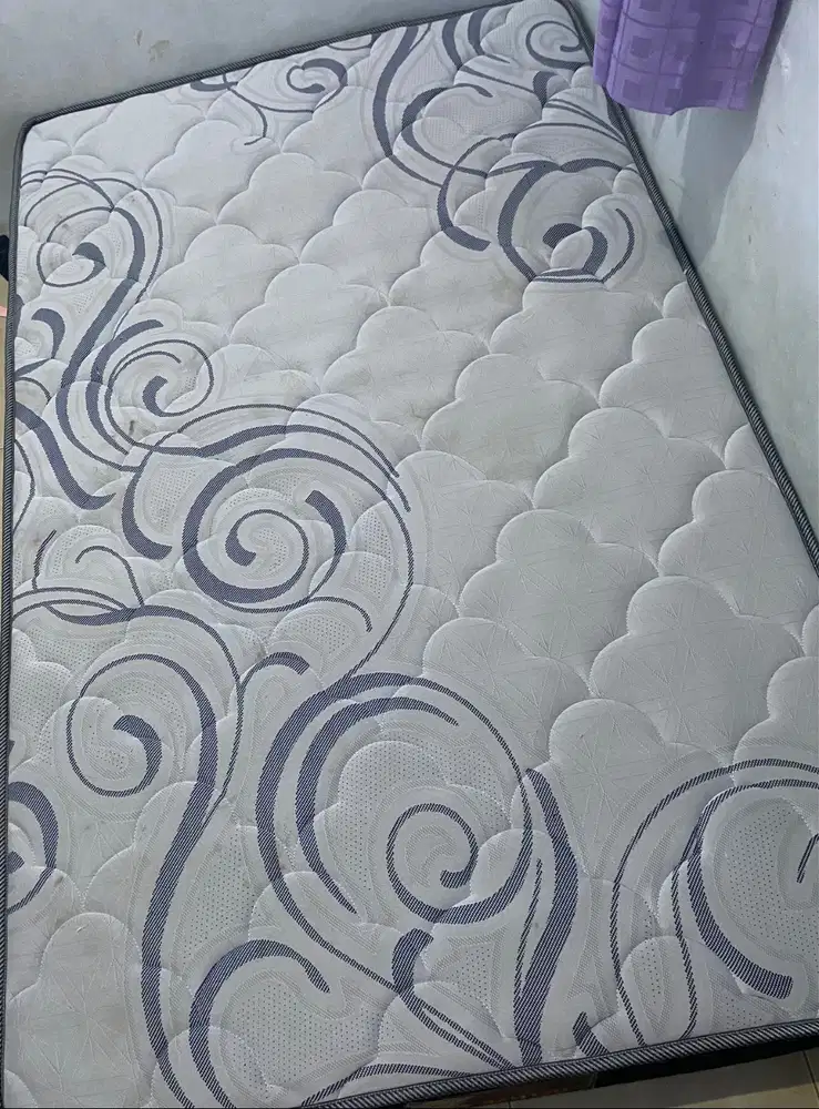 Kasur springbed merek central