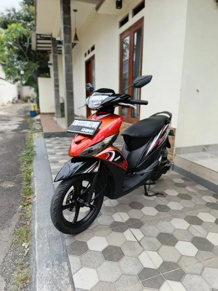 Yamaha mio J tahun 2012 Bagus
