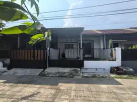 Rumah Bagus One Gate System di Taman Kopo Katapang Bisa Disewakan