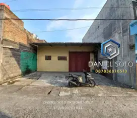 Dijual Rumah Gentan Pajang Solo
