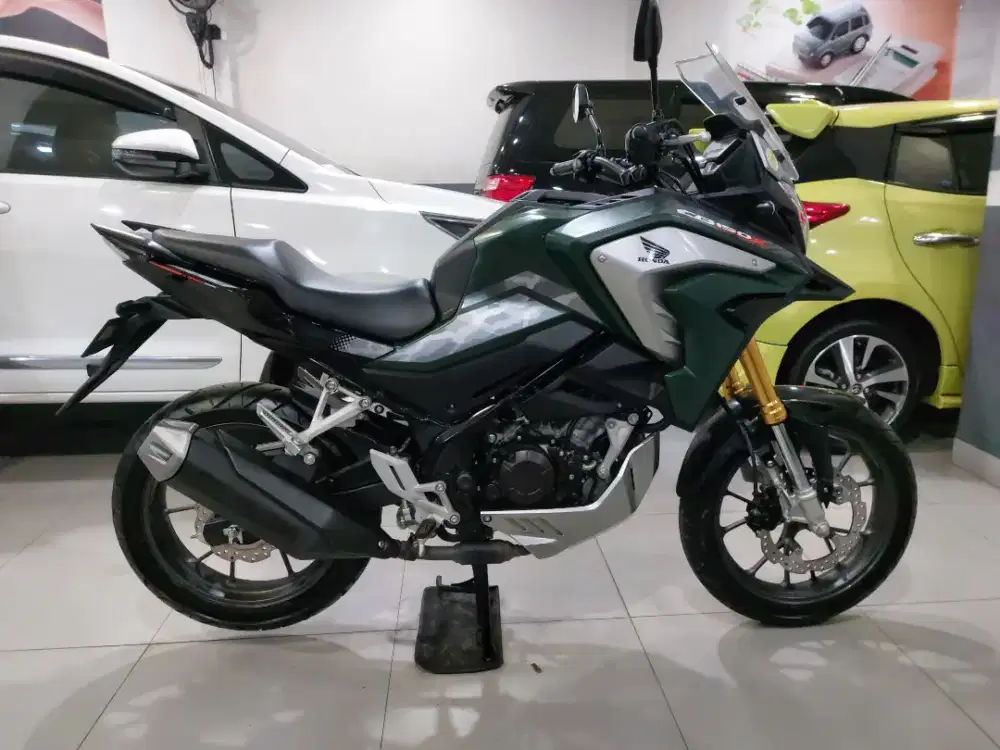CB 150 x 2024 exlusive