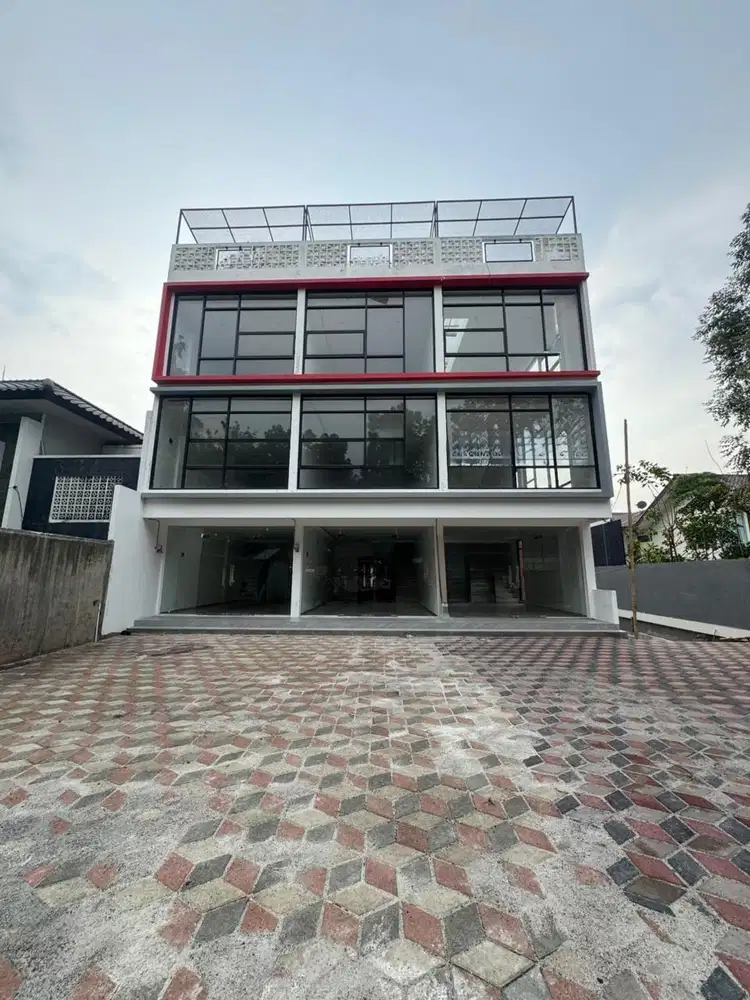 Ruko Baru 4,5 Lantai  siap Huni di Kawasan Pusat Bisnis Kebagusan Jaka