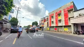 Ruko Baru 3 Lantai Kota Jogja, Cocok Segala Usaha Jl HOS Cokroaminoto
