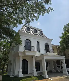 dijual rumah  BSD City. Brand new