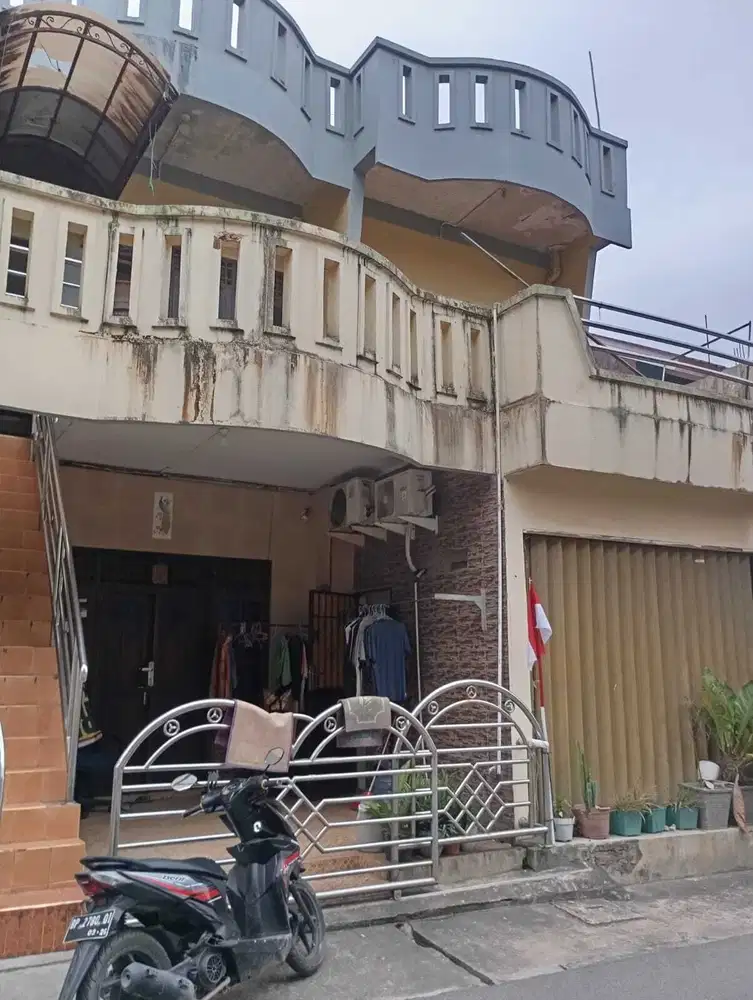 Rumah Dijual Murah 2.5 Lantai Bengkong Swadebi Dekat Bengkong