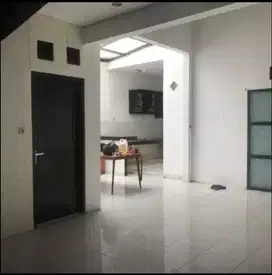 Rumah di jual cepat lokasi Cijawura hilir bandung