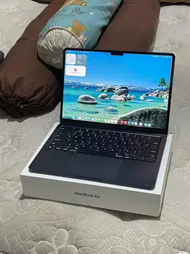 MacBook Air 2022 M2 13 inch 16/256