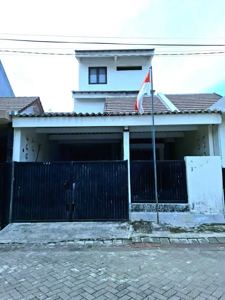 DI PANTAI MENTARI , RUMAH 3 LT DAN ROW JALAN BESAR (Tjin2Winmax)