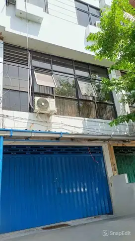 SEWAKAN / JUAL RUKO DI PUCANG ANOM SURABAYA (Tjin2Area)