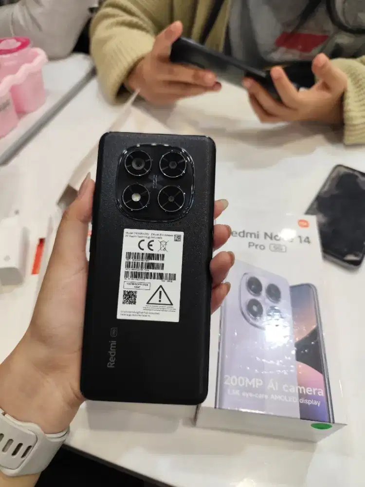 REDMI NOTE 14 PRO 5G. Ram 8+8/256 bisa kredit tanpa dp bunga mulai 0%