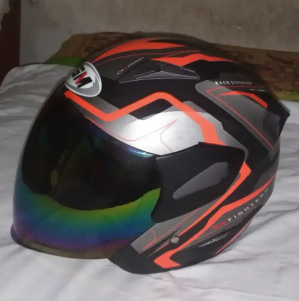 Helm GM Fighter Half Face Mulus Visor Pelangi Size L