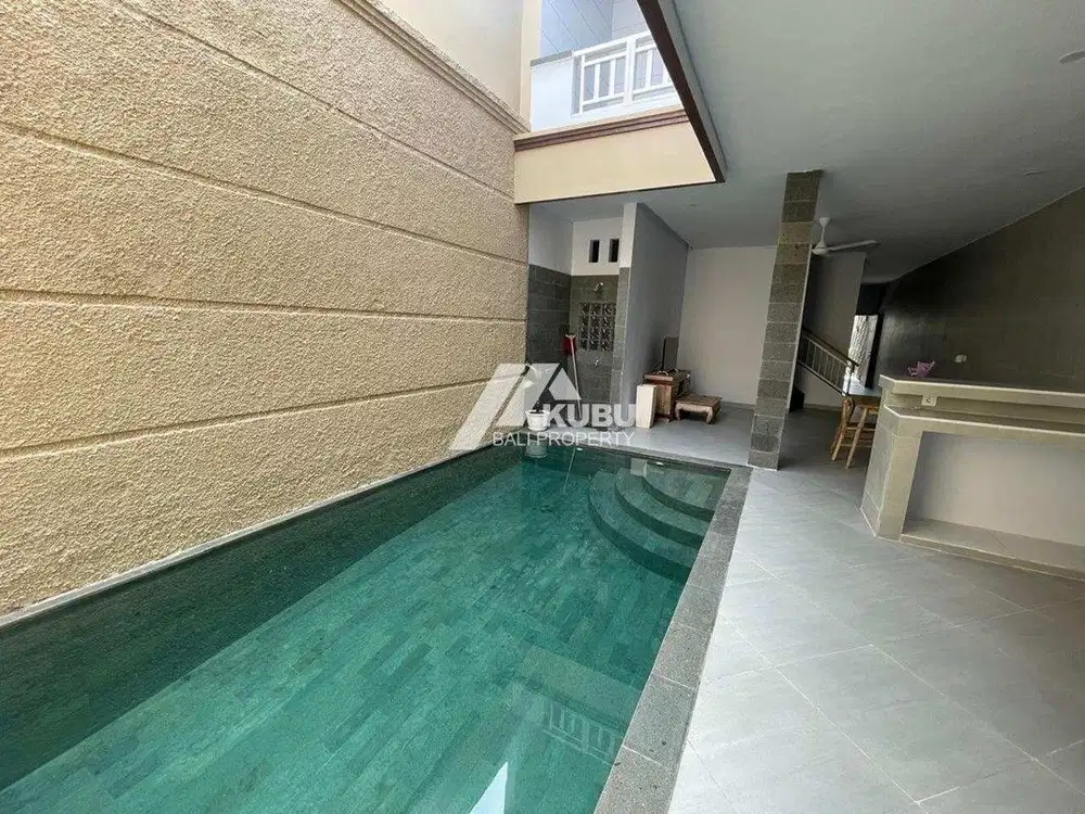 KBP1391 Cleand and Bright Villa in complex area.