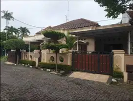 ( DEKAT UNDIP ) RUMAH FURNISH DI PERUM SRONDOL BUMI INDAH SEMARANG