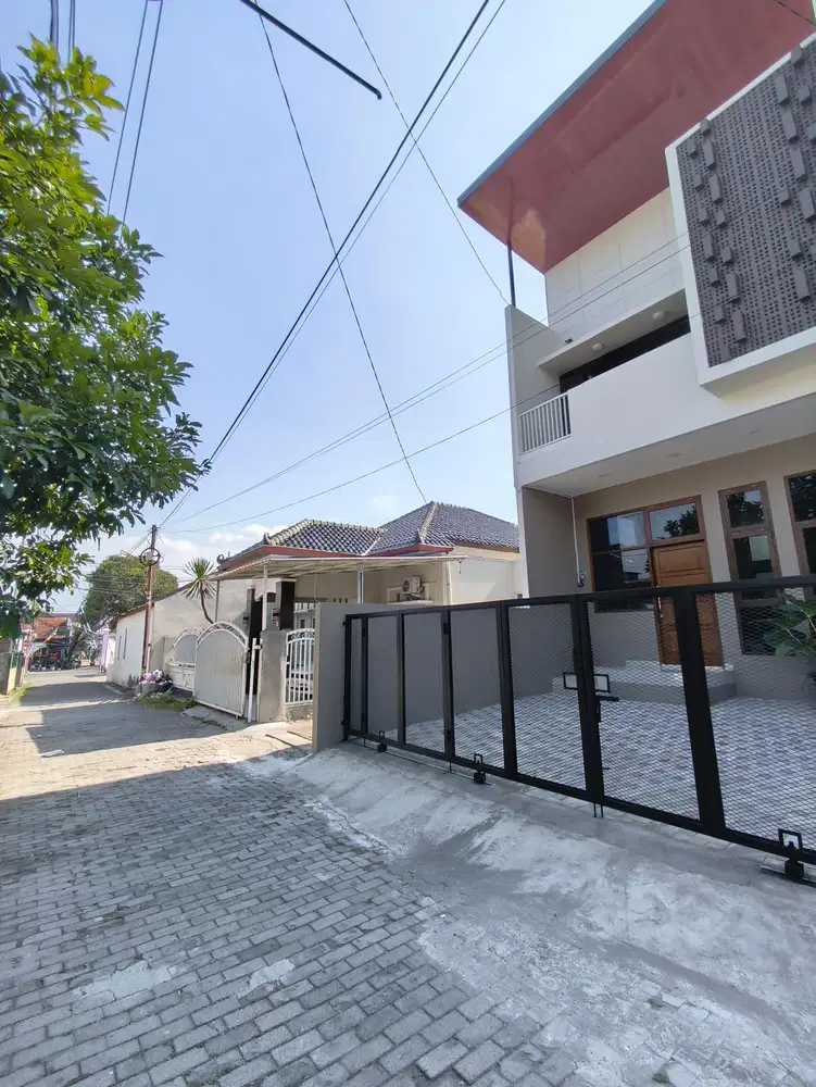 Rumah 4kt Di Condongcatur, Dekat Pakuwon Mall