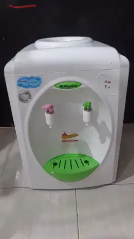 Dispenser miyako hot & cold es