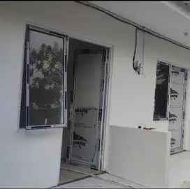 dijual rumah kontrakan di cikuda wanaherang bangunan baru
