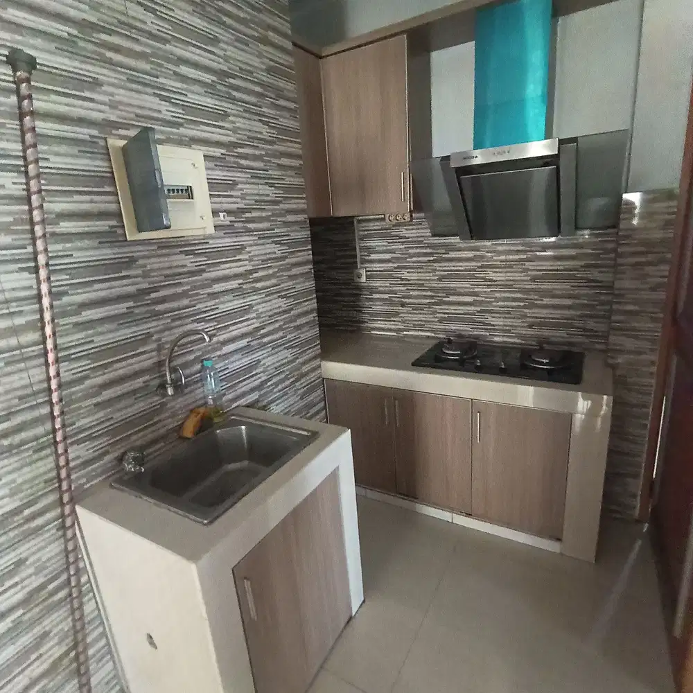 Apartemen Mediterania Gajah Mada Tipe 3 BR dan 2 Kmr Mandi Baru Renov