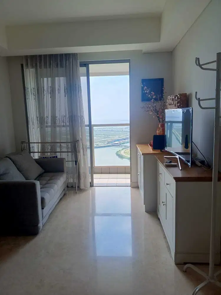 Apartemen goldcoast sea view
