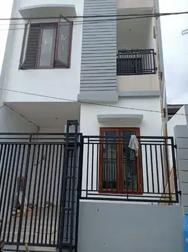 DIJUAL RUMAH 2 LANTAI PORIS CIPONDOH TANGERANG