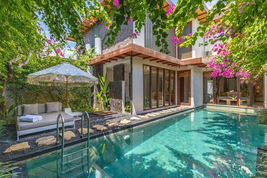 Villa Mewah Pantai Purnama, Harga Terjangkau