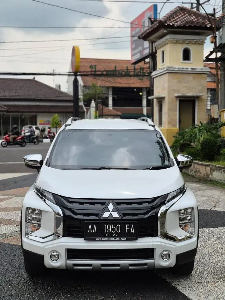 Xpander Cross 2022 MT tgn 1 KM 10 rb