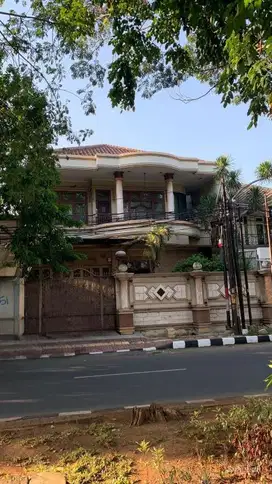 Dijual Rumah Mewah Di Jl Kartini Raya Semarang Kota letak strategis