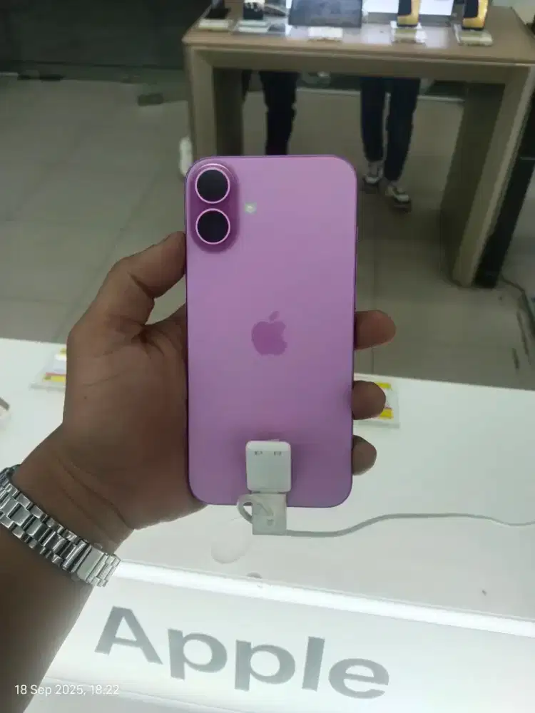 Iphone 16 Plus 128 GB, Cicilan tanpa DP, Syarat Cukup KTP saja.