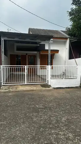 Dijual rumah siap huni di harvest cibubur.