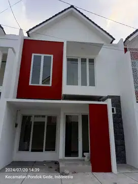 Rumah Dua Lantai Siap Huni di Bekasi Dekat Stasiun LRT Cikunir