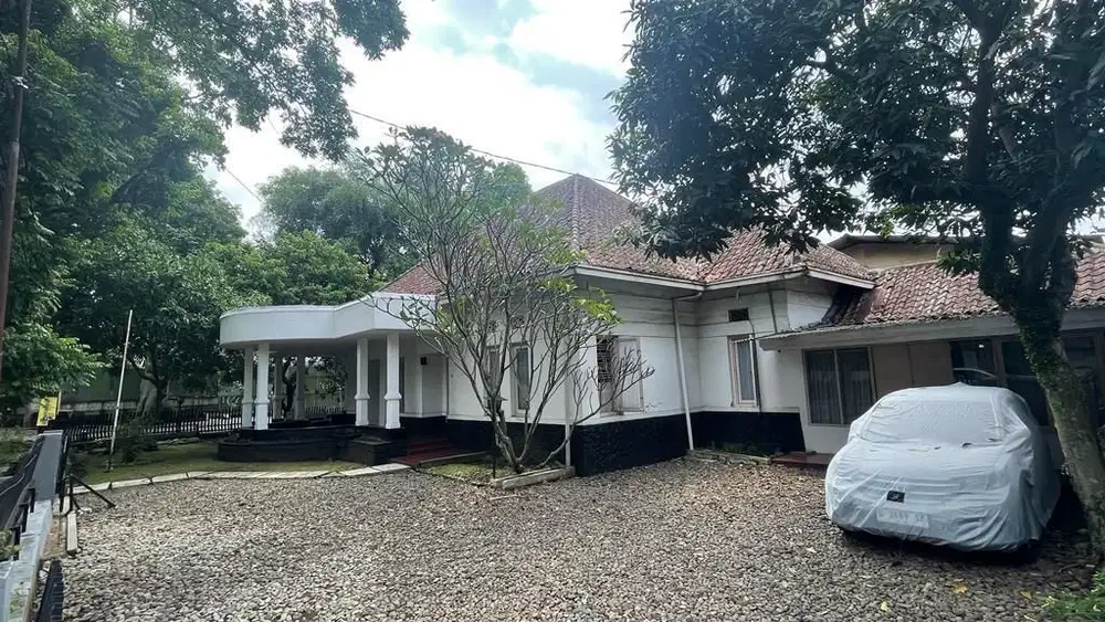 Jual Rmh Heritage Pusat Kota Daerah Riau Jln Utama Hoek cocok u/ Usaha