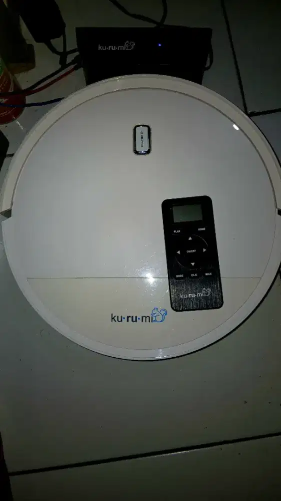 Kurumi Robot Vacuum Cleaner Model KV 03