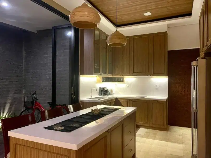 Luxury modern villa di kerobokan, 15 menit ke seminyak