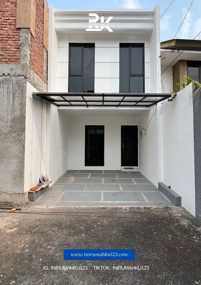 RUMAH 800 JUTAAN DI JAKSEL AKSES 2 MOBIL