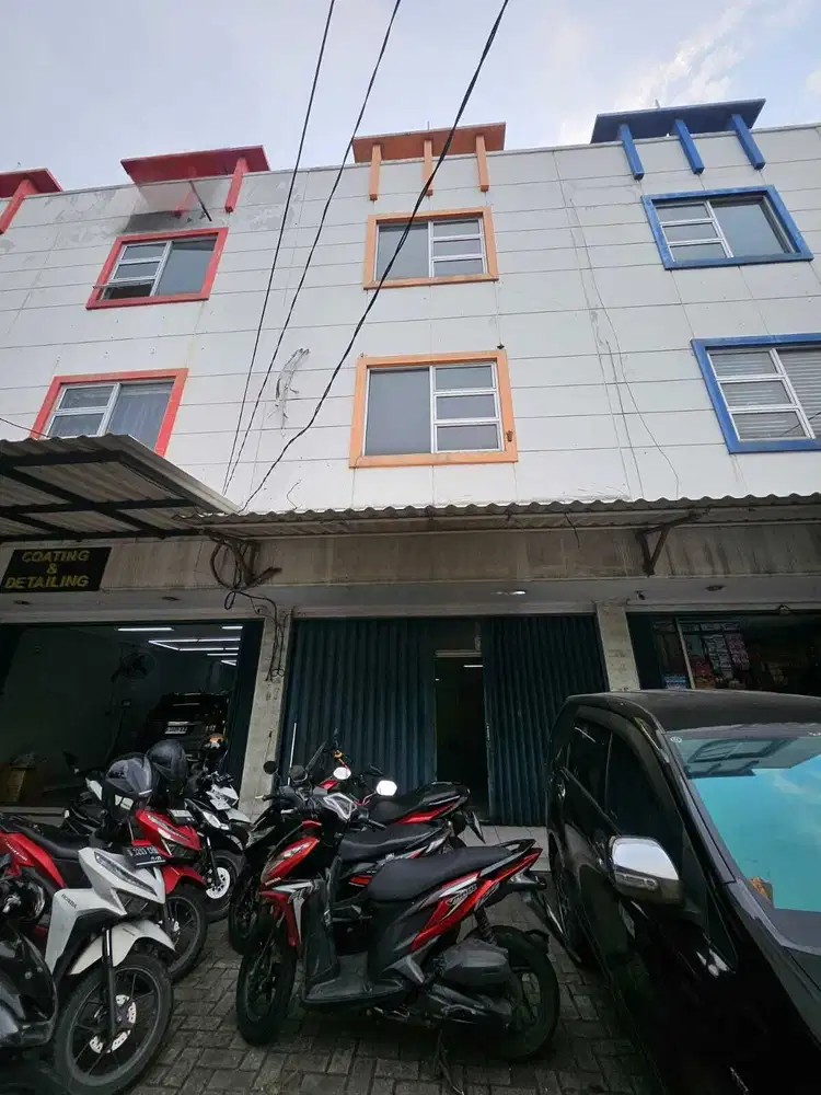 Ruko Siap Pakai Bagus Kawasan Ramai Strategis di Tangerang Kota
