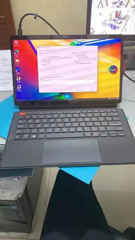 Laptop ASUS Vivobook Slate OLED