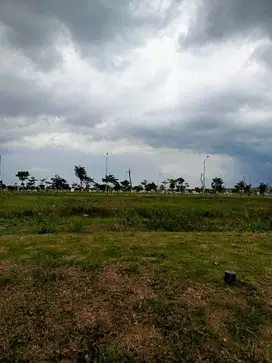 disewakan Lahan untuk parkir truk atau gudang
