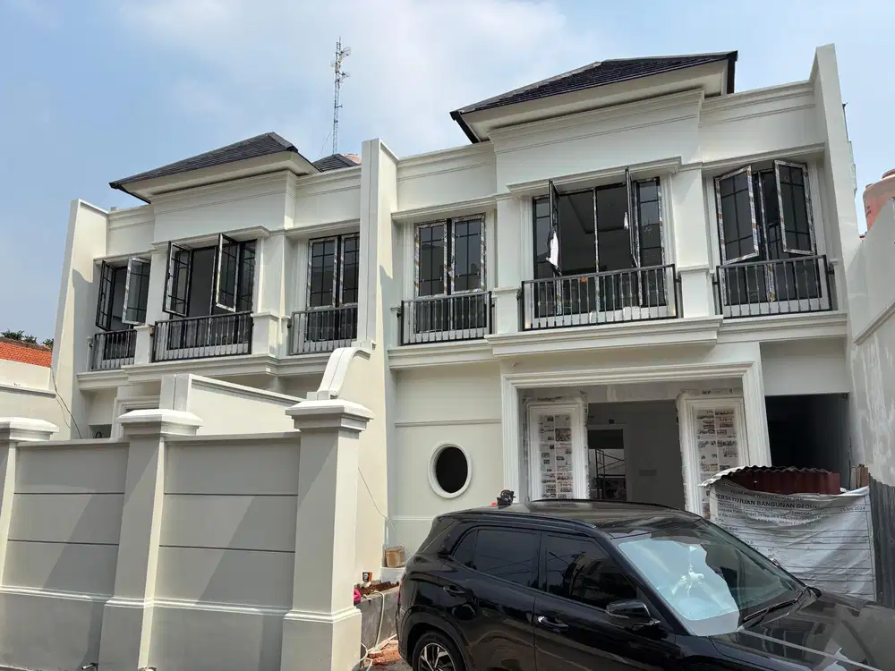 Rumah baru design mewah American classic di cempaka putih tengah