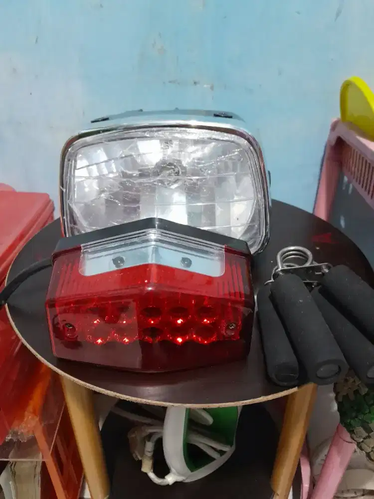 Lampu depan dan belakang rk king