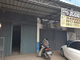 DISEWAKAN TEMPAT USAHA LOKASI MUDAH DIAKSES HARAPAN INDAH
