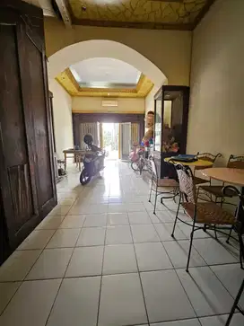 Ruko 3Lt Bagus Strategis Siap Pakai di Jl. Mendut Perumnas Karawaci