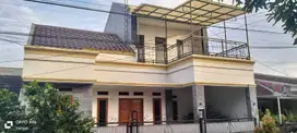 Dijual Rumah 2 Lantai Luas dan Nyaman di Sukamaju Baru Tapos, Depok