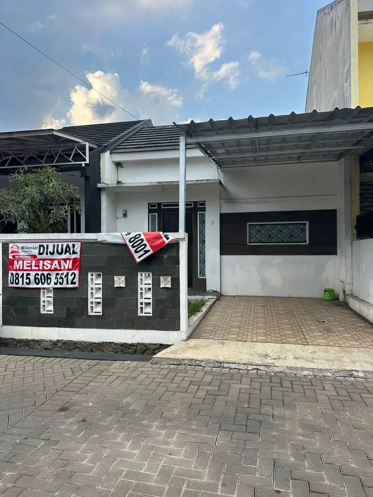 TURUN HARGA  BUTUH UANG  Dijual cepat Rumah  Pinus regency Bandung  *M