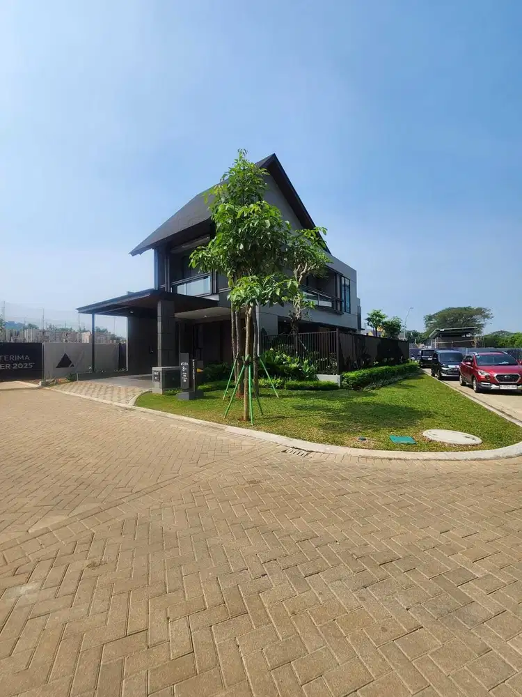DIJUAL RUMAH MEWAH SIAP HUNI BINTARO SEKTOR 7 BOULEVARD TANGSEL.