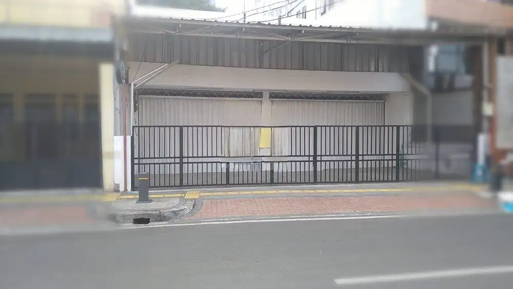 Disewakan Bangunan ex Alfamart dikemanggisan Jakarta Barat