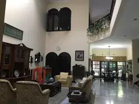 RUMAH MEWAH SIAP HUNI MURAH DHARMAHUSADA DEKAT GALAXY MALL