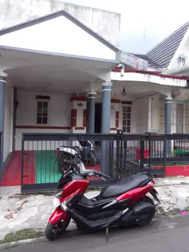 Dijual Rumah dibelakang Aeon Mall Sentul