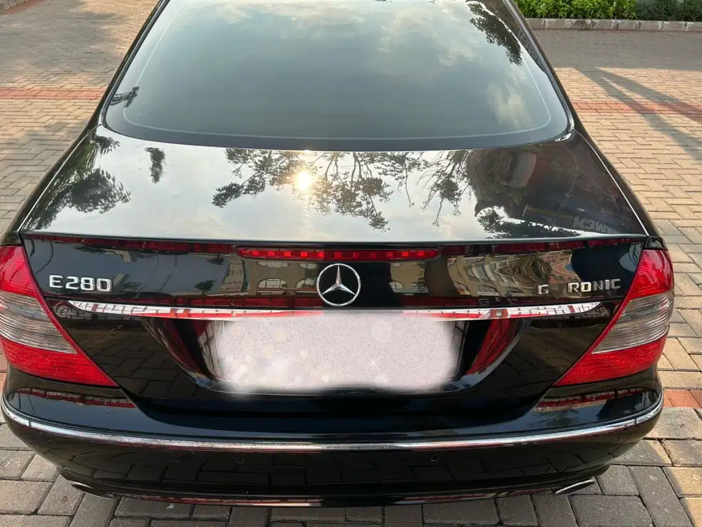 Mercedes-Benz E280 2009 Bensin