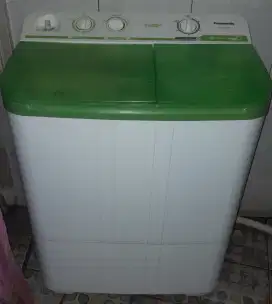 Mesin cuci 2 tabung Panasonic